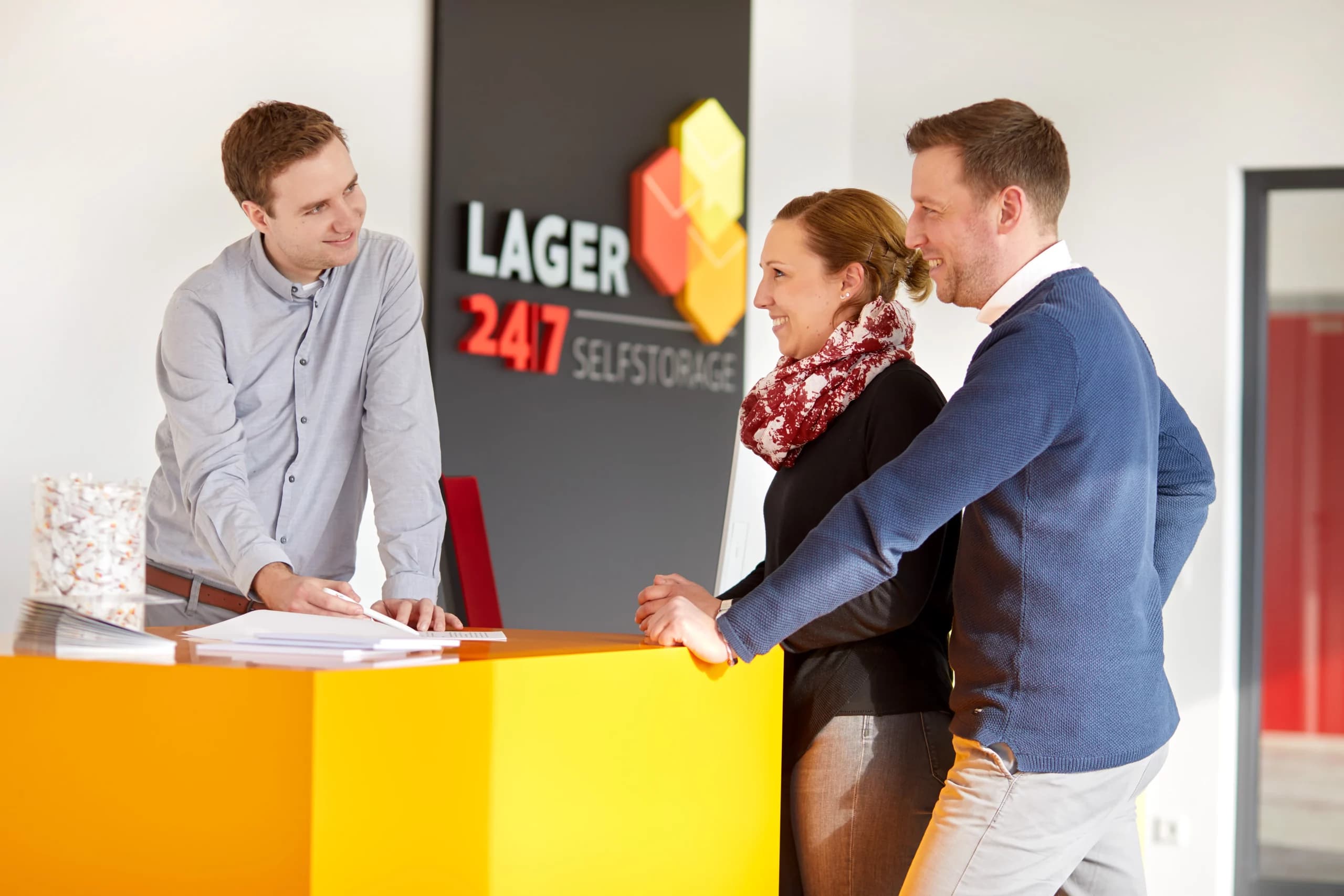 Anmeldung und Empfang am Lager 24/7 Standort Lippstadt